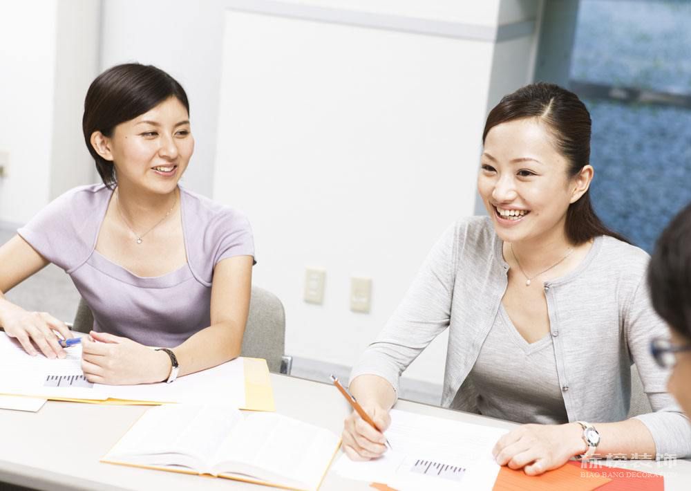 如何預(yù)算辦公室裝修成本？