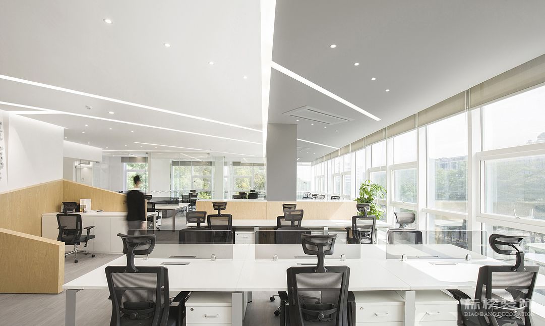 辦公室要裝修了不知道裝修的費用怎么辦？